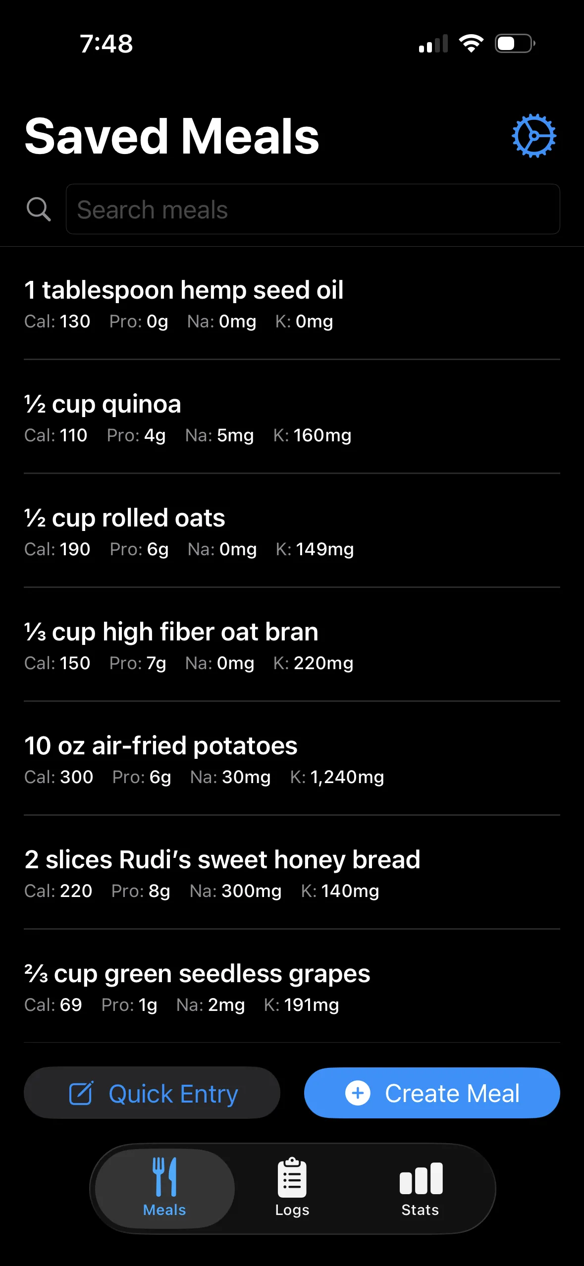Log Nutrients’ saved meals, each with its calories, protein, sodium, and potassium.